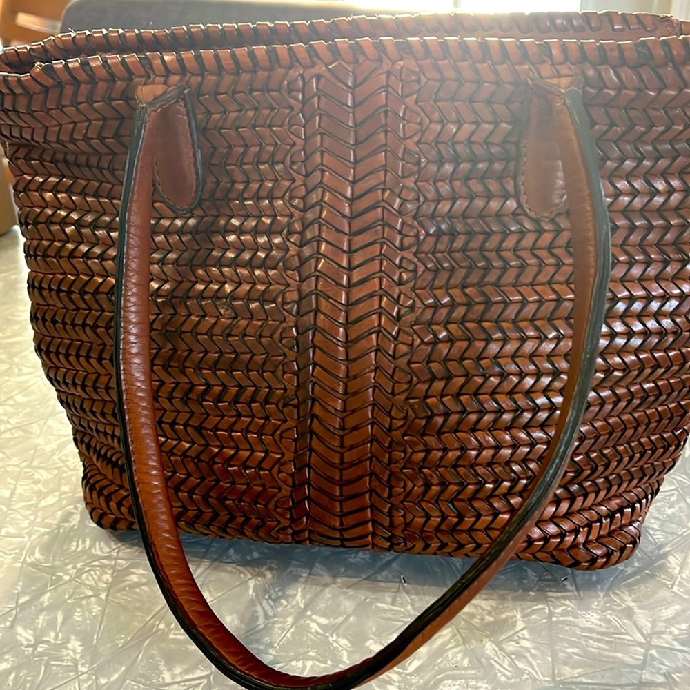 Unbranded Boutique Artisanal Vintage Brown Woven Leather Tote with Leather Strap - Picture 2 of 12